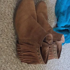Moccasin booties!!